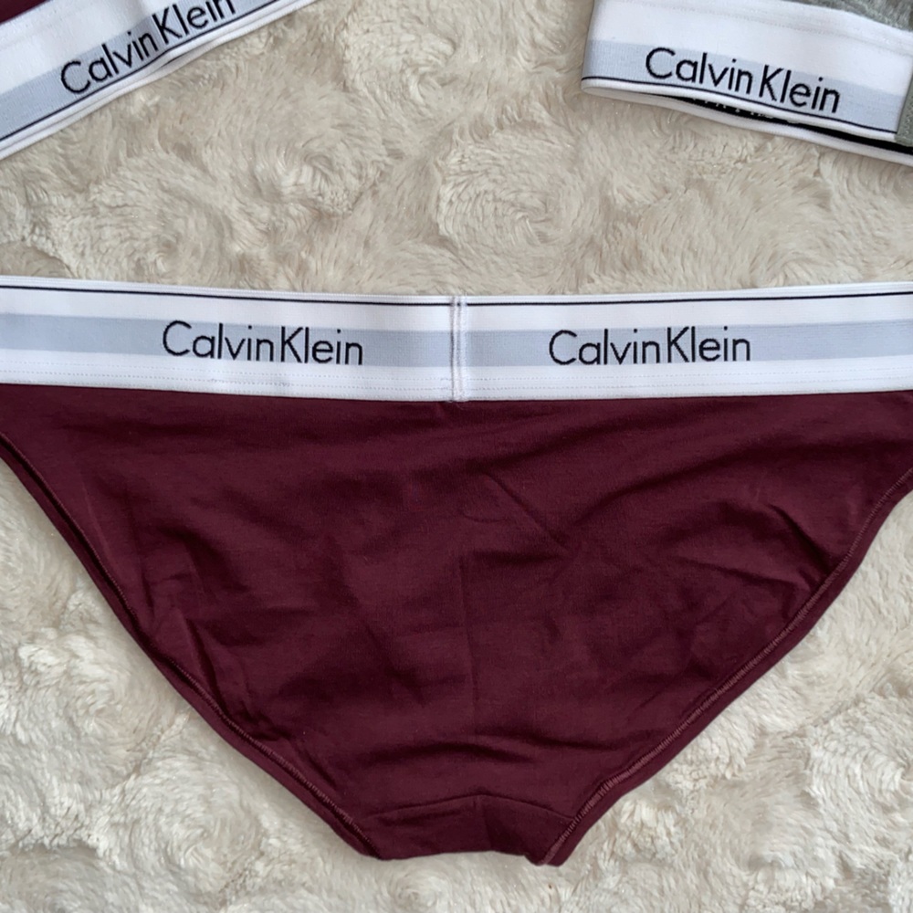 CALVIN KLEIN Bundle, 3 Items - Picture 8 of 8